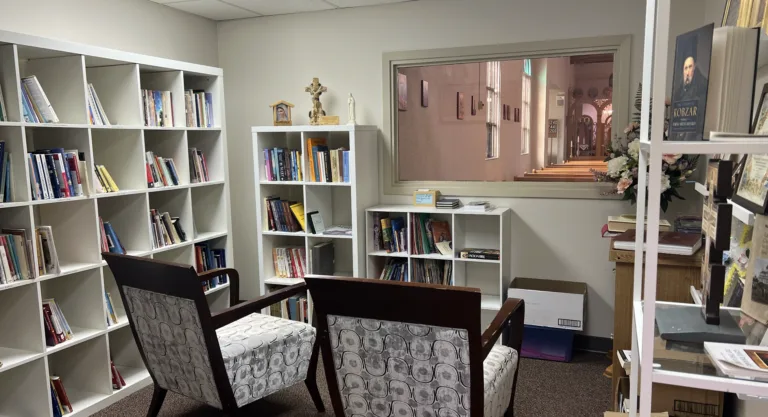 St. Nicholas Ukrainian Catholic Parish, Library, Books